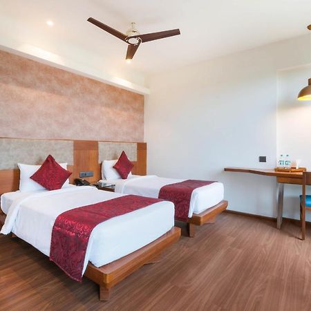 7 Apple Hotel - Viman Nagar Pune Exterior photo